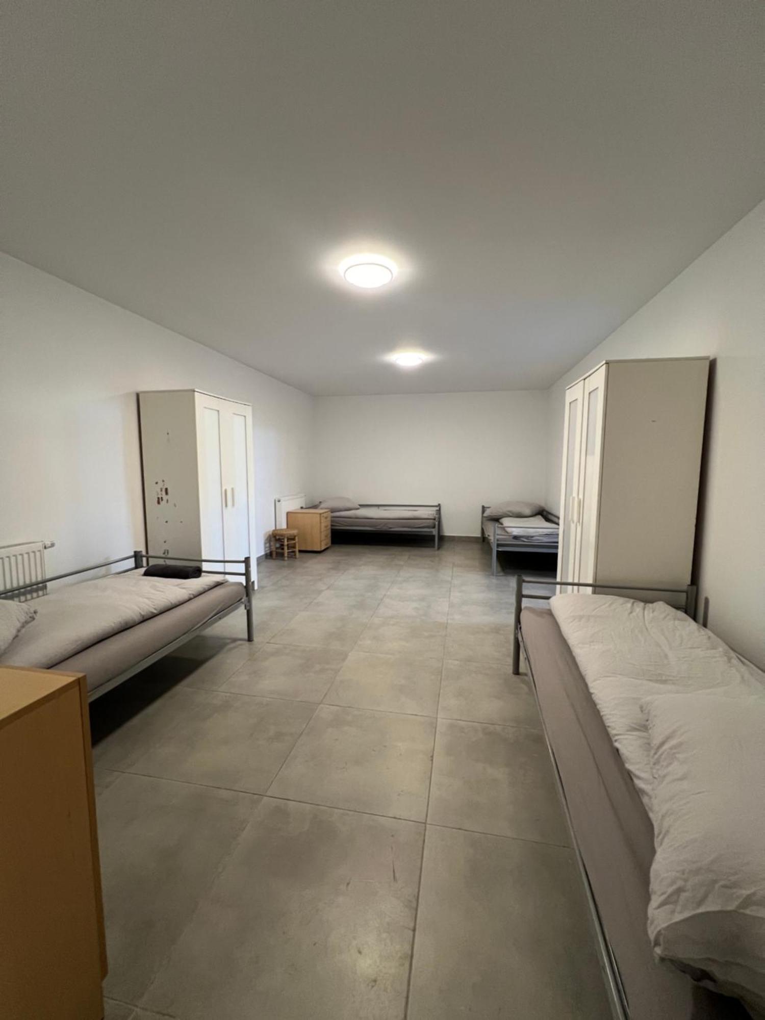 Mieterlux Frankfurt Heusenstamm Hotel Værelse billede
